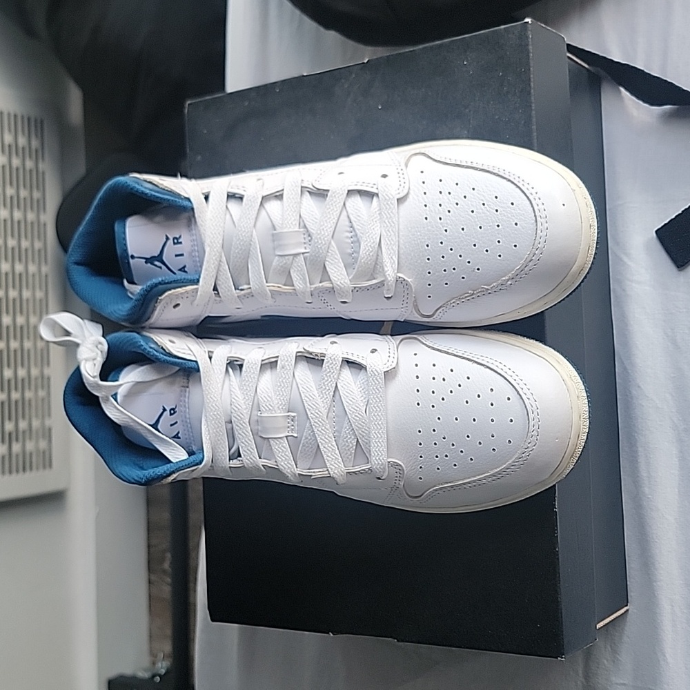 Jordan Sneakers